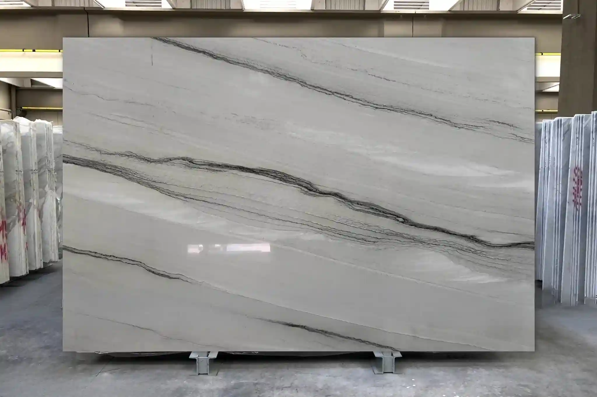Đá tự nhiên Quartzite Q054 - Silver Shadow