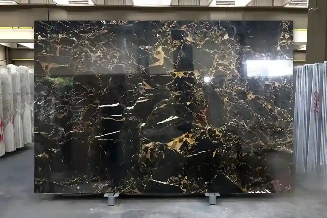 Đá tự nhiên Marble M018 - Portoro gold