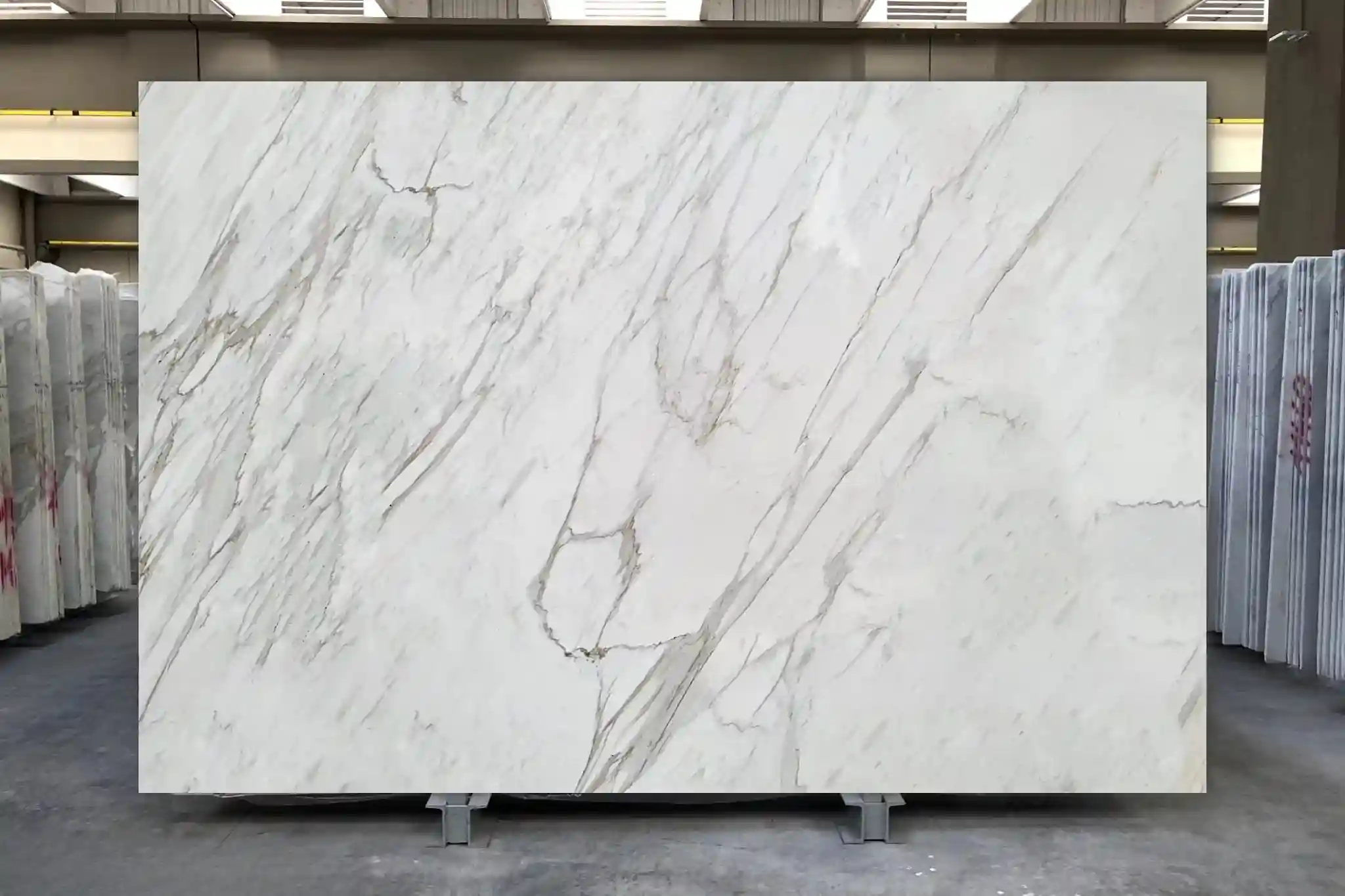 Đá tự nhiên Marble M052 - Calacatta Cremo