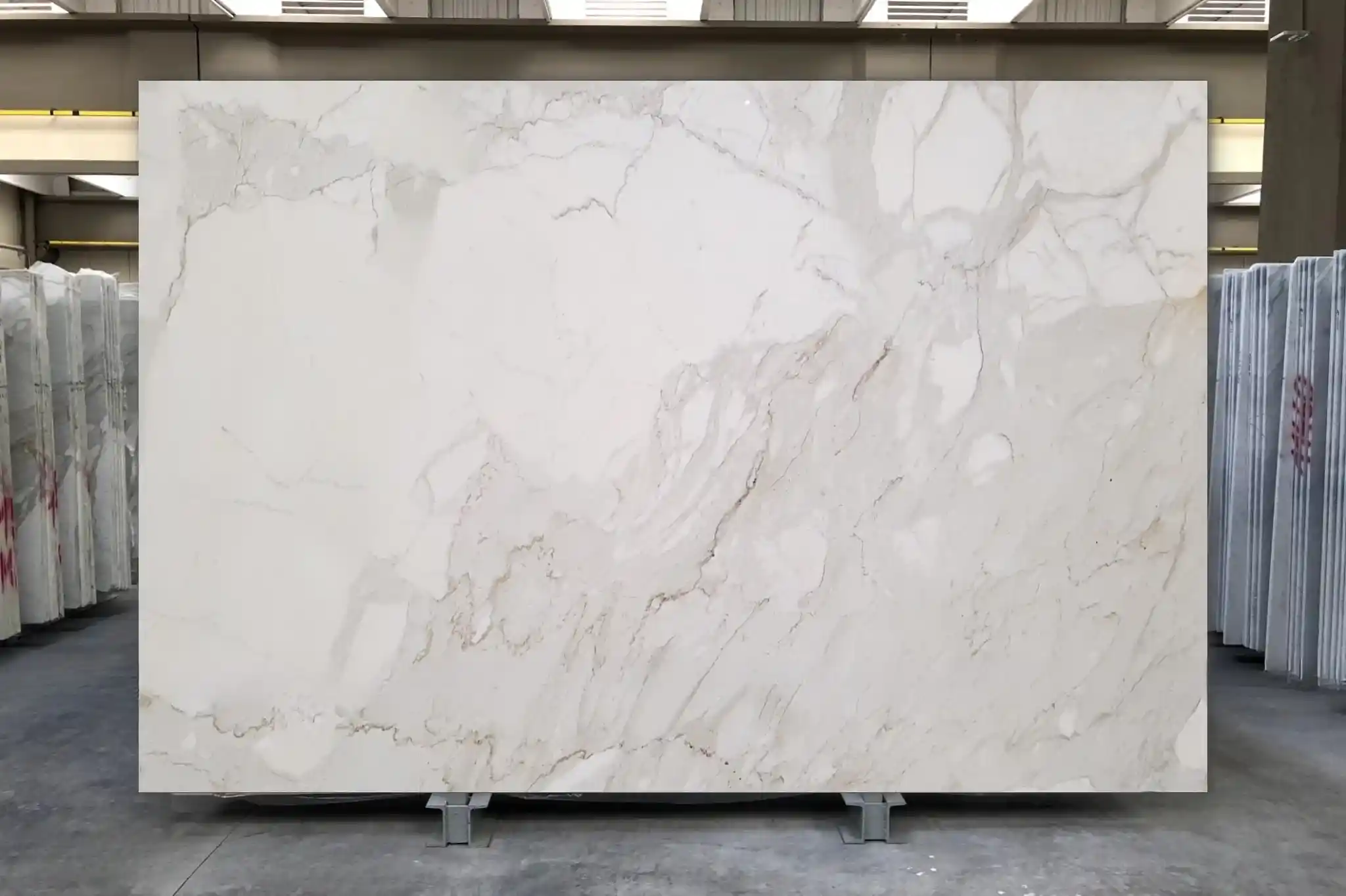 Đá tự nhiên Marble M055 - Calacatta Bundle