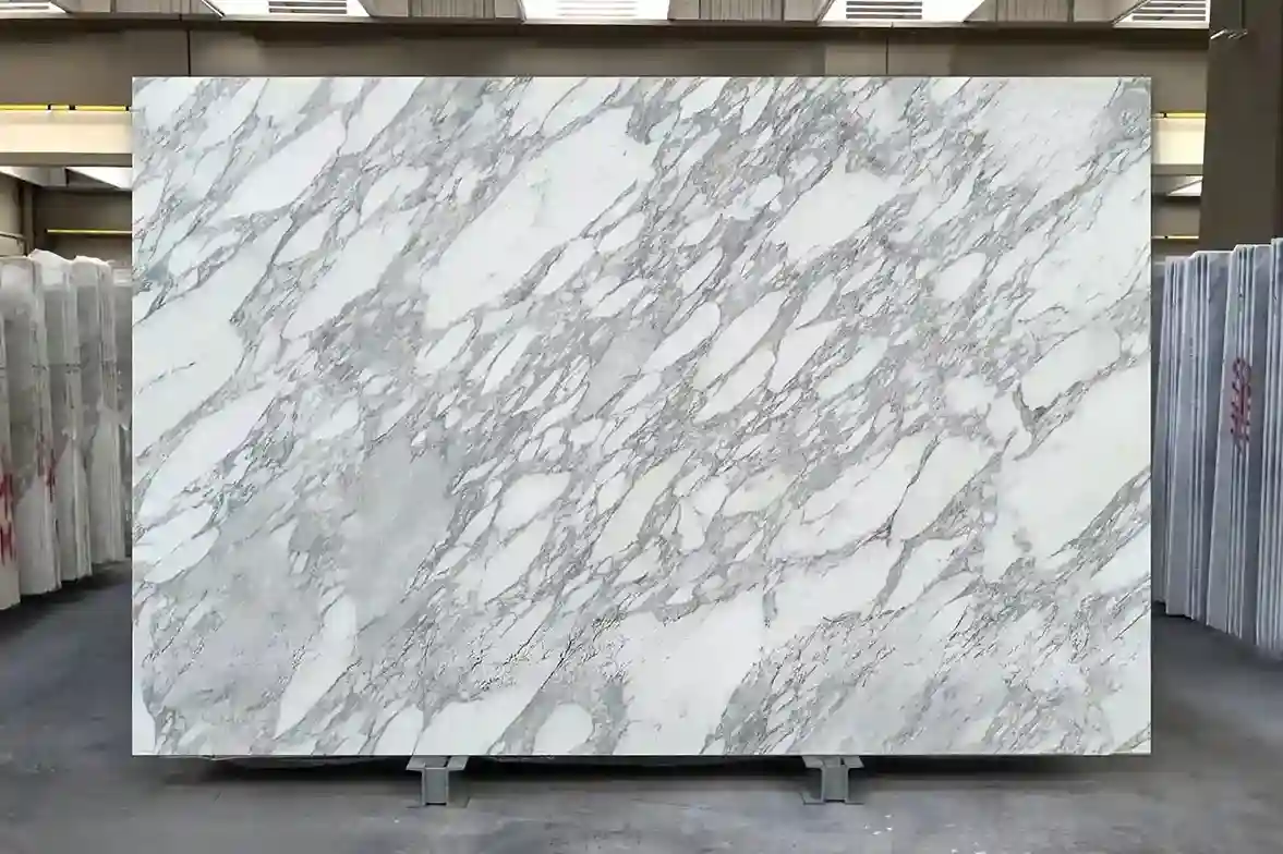 Đá tự nhiên Marble M057 - Calacatta White