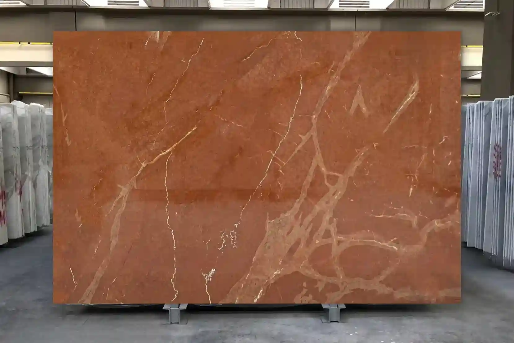 Đá tự nhiên Marble M077 - Rosso Collemandina