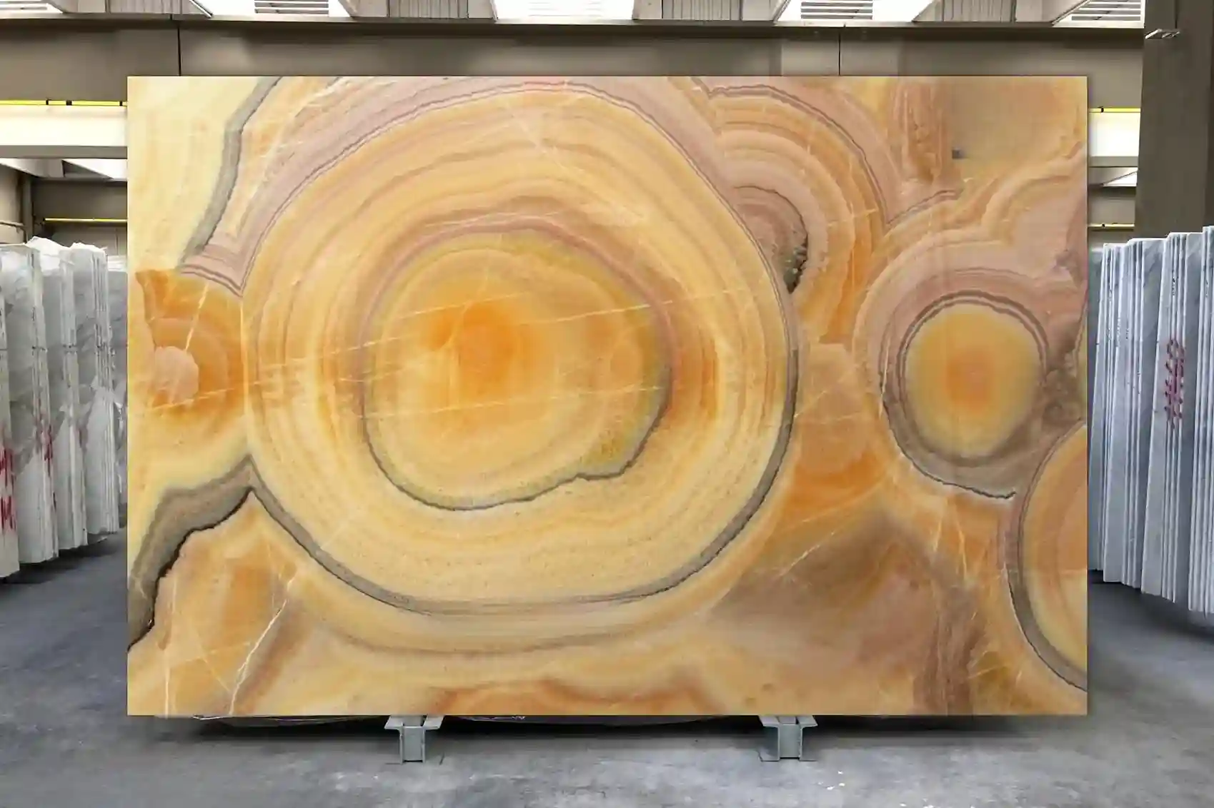 Đá xuyên sáng Onyx X010 - Ivory Onyx